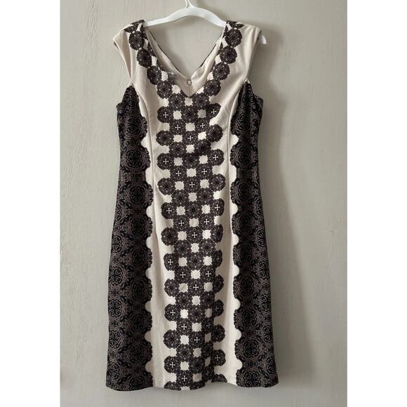 Maggy London dress Beige w/ Brown & Black Arabesques size 8 made in vietnam - Picture 1 of 11